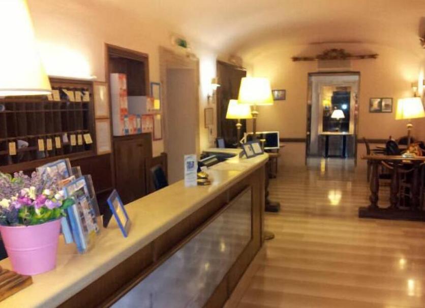 Receptionist Billede
