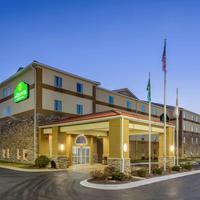 La Quinta Inn & Suites by Wyndham Rockford