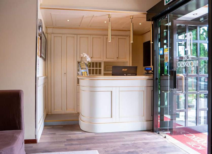 Receptionist Billede