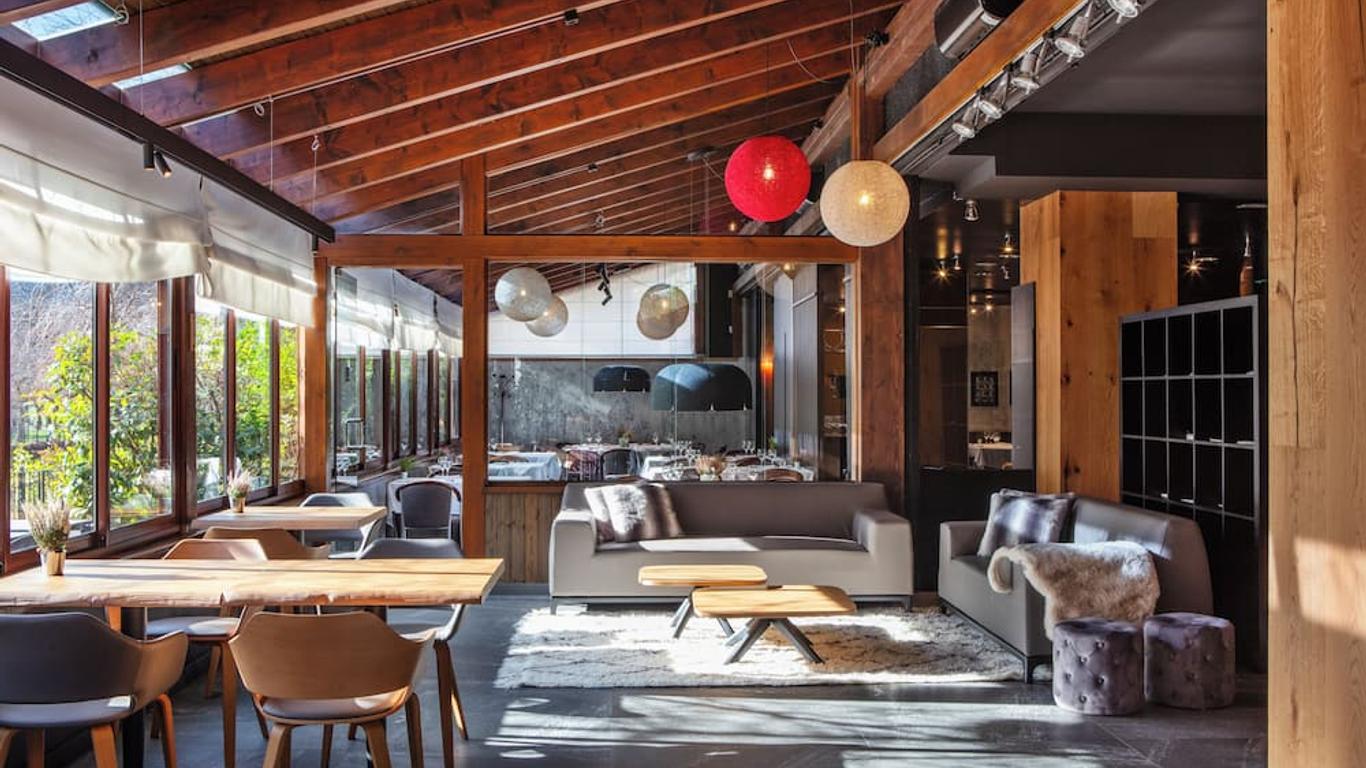 Acta Arthotel