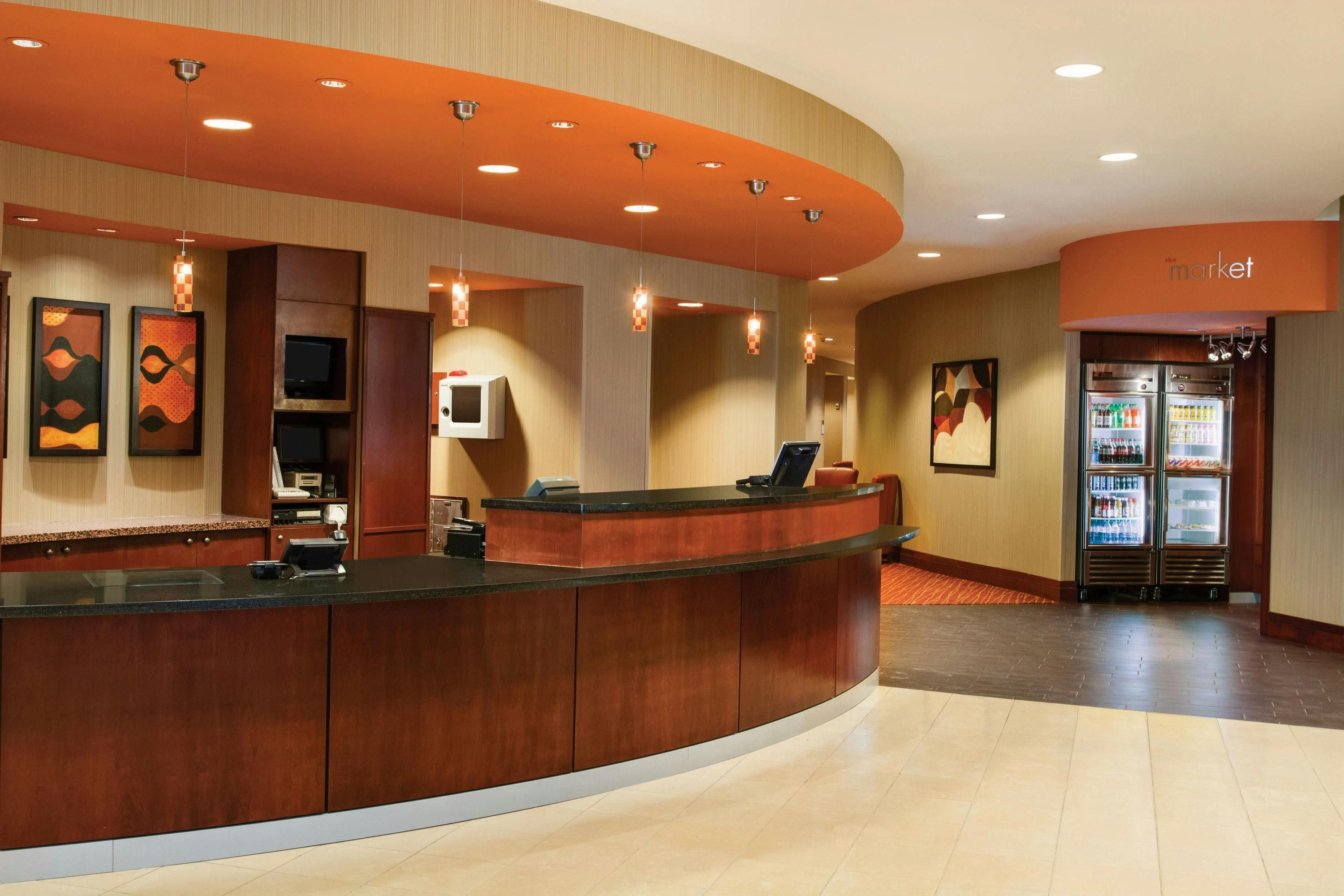 Receptionist