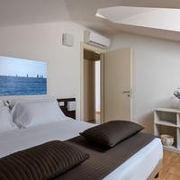 Vialeromadodici Rooms & Apartments