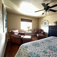 Super cute, family friendly, pool, rec room, near Zion, Bryce, & Shakespeare