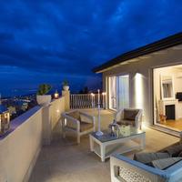 La Malandrina Apartments & Suites