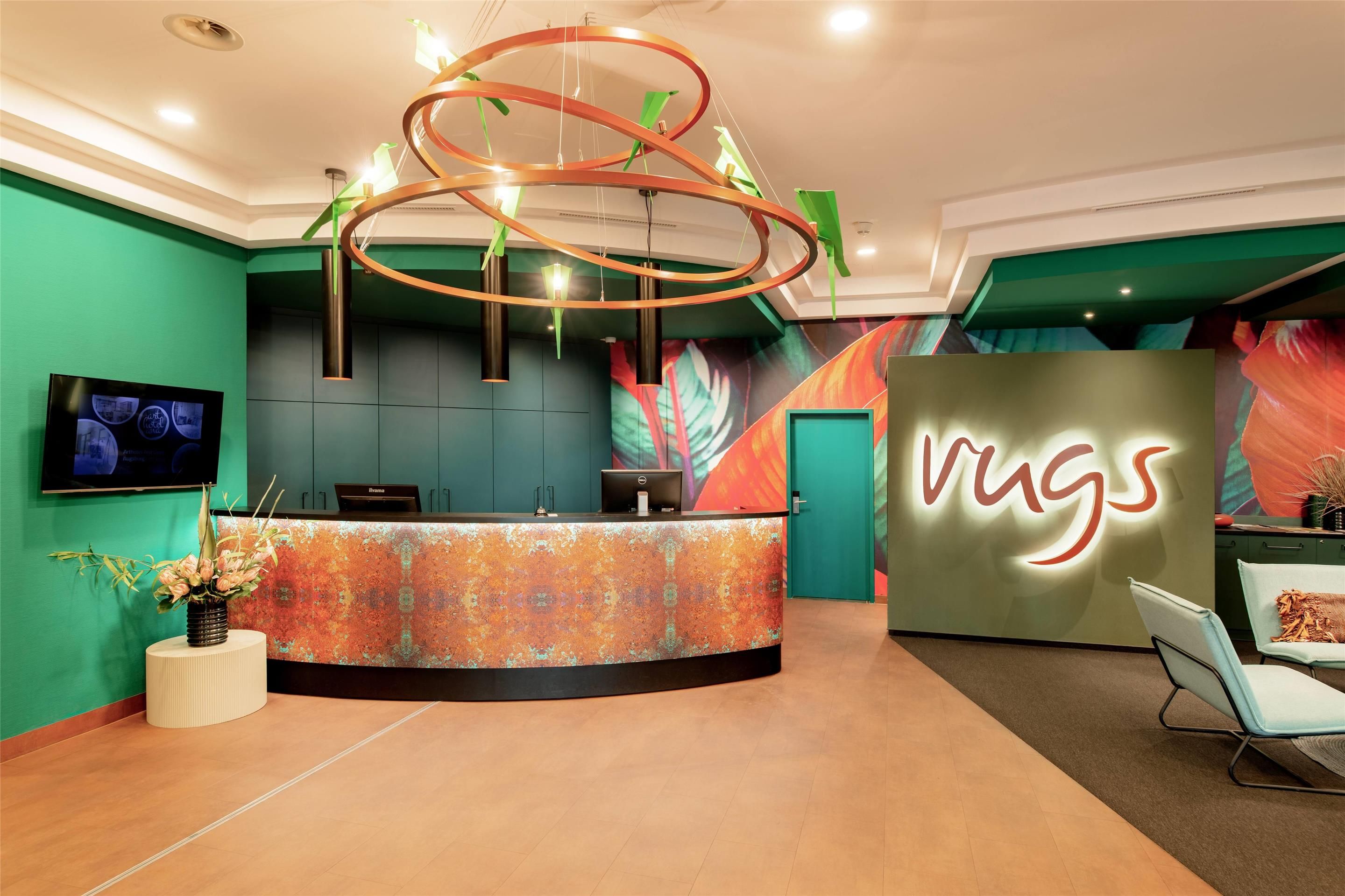 Receptionist
