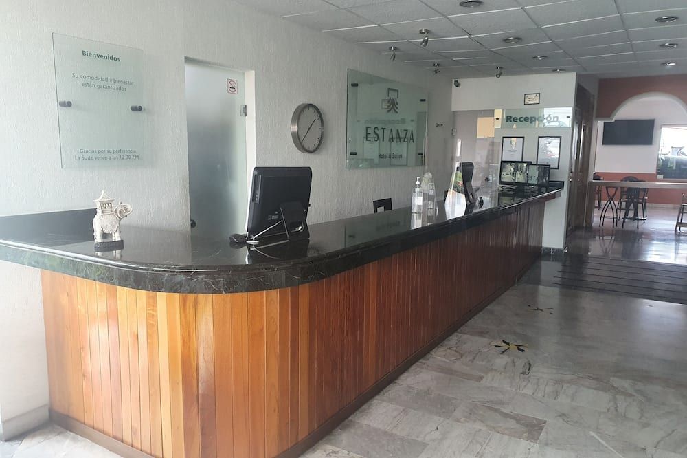 Receptionist