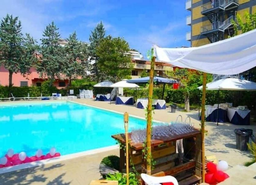 Pool Billede