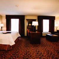 Hampton Inn & Suites Minot