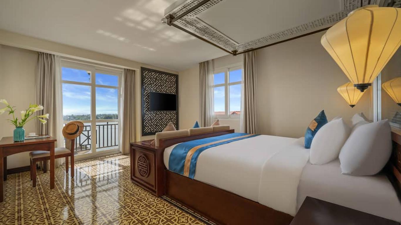 Royal Riverside Hoi An Hotel