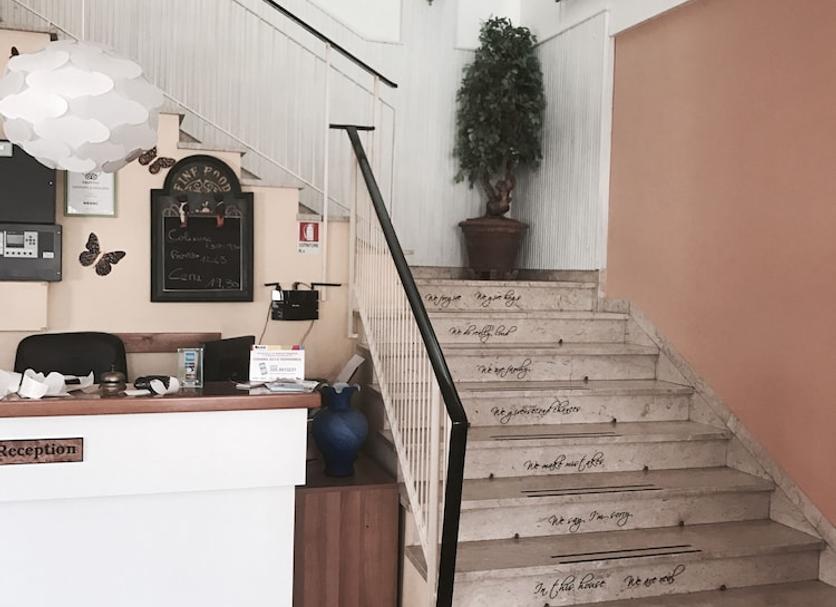 Receptionist Billede