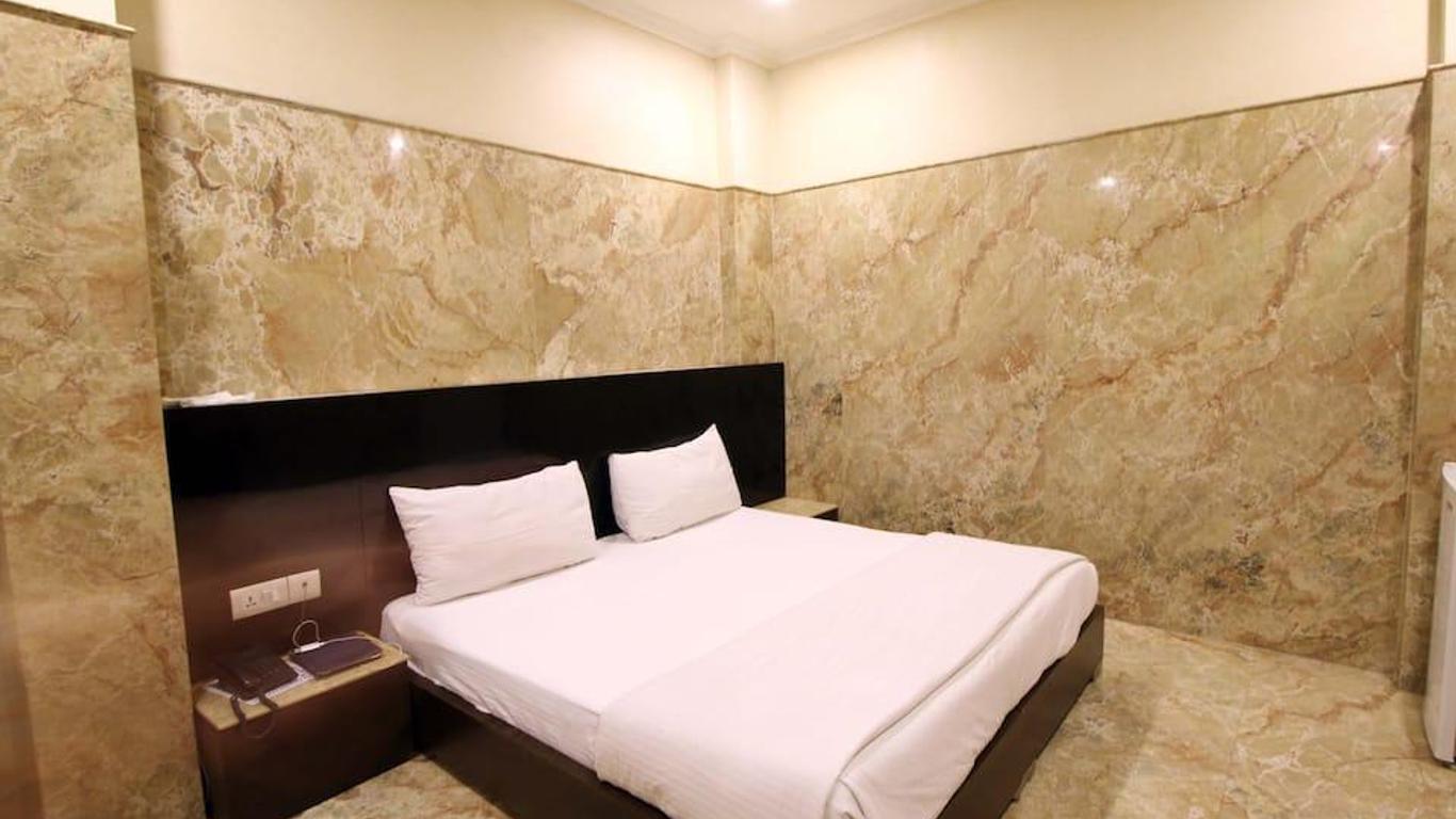 Hotel Singh Palace