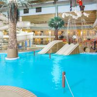 Ramada by Wyndham Des Moines Tropics Resort & Conference Ctr