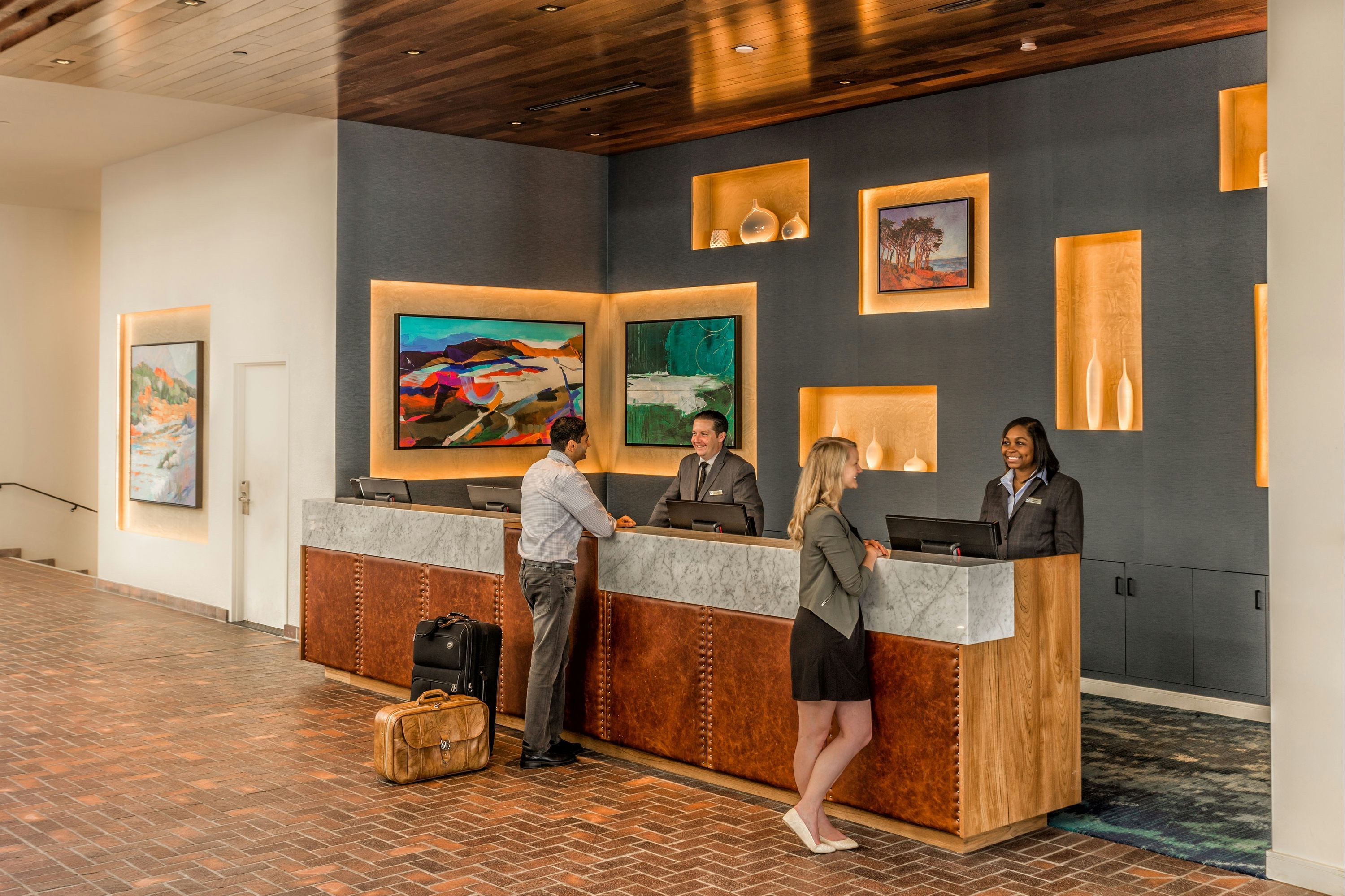 Receptionist