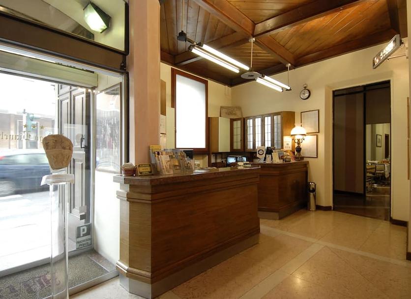 Receptionist Billede