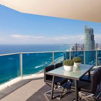 Hilton Surfers Paradise Hotel & Residences