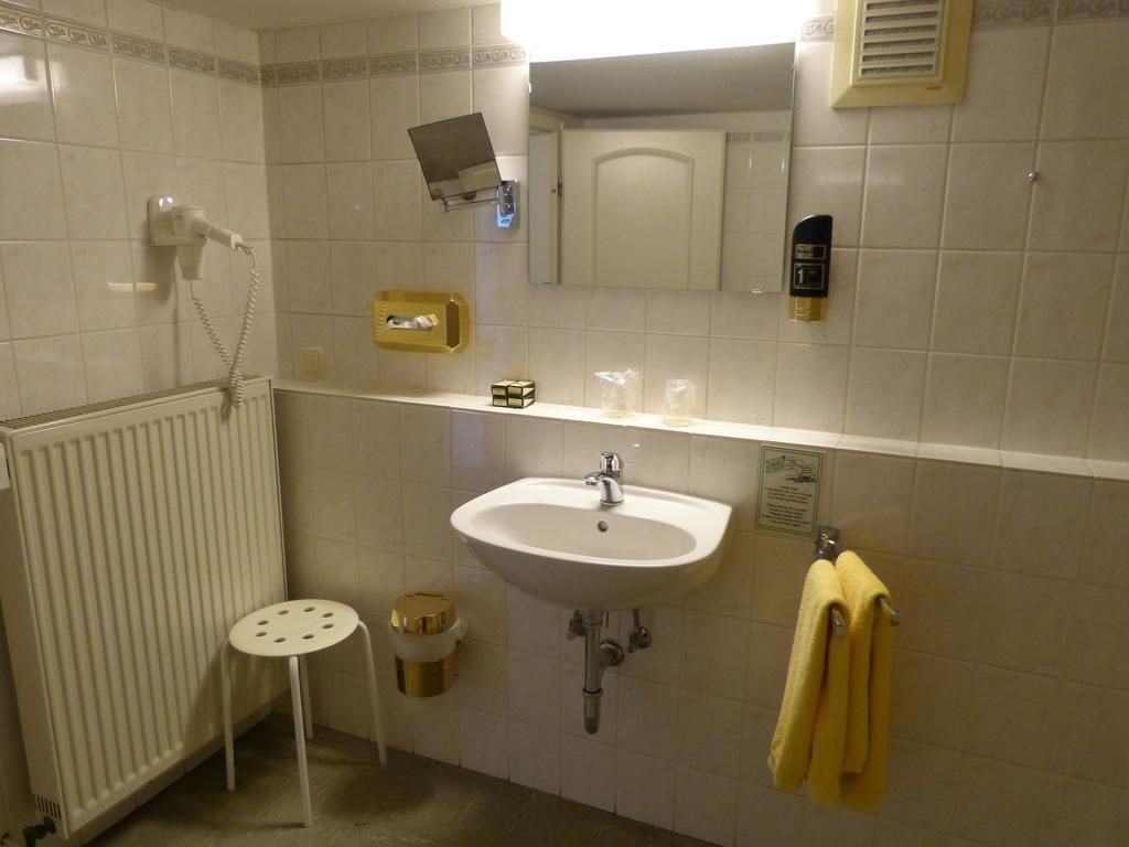 Andet