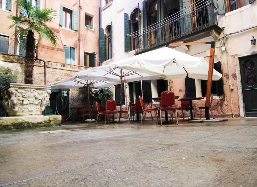 Patio Billede