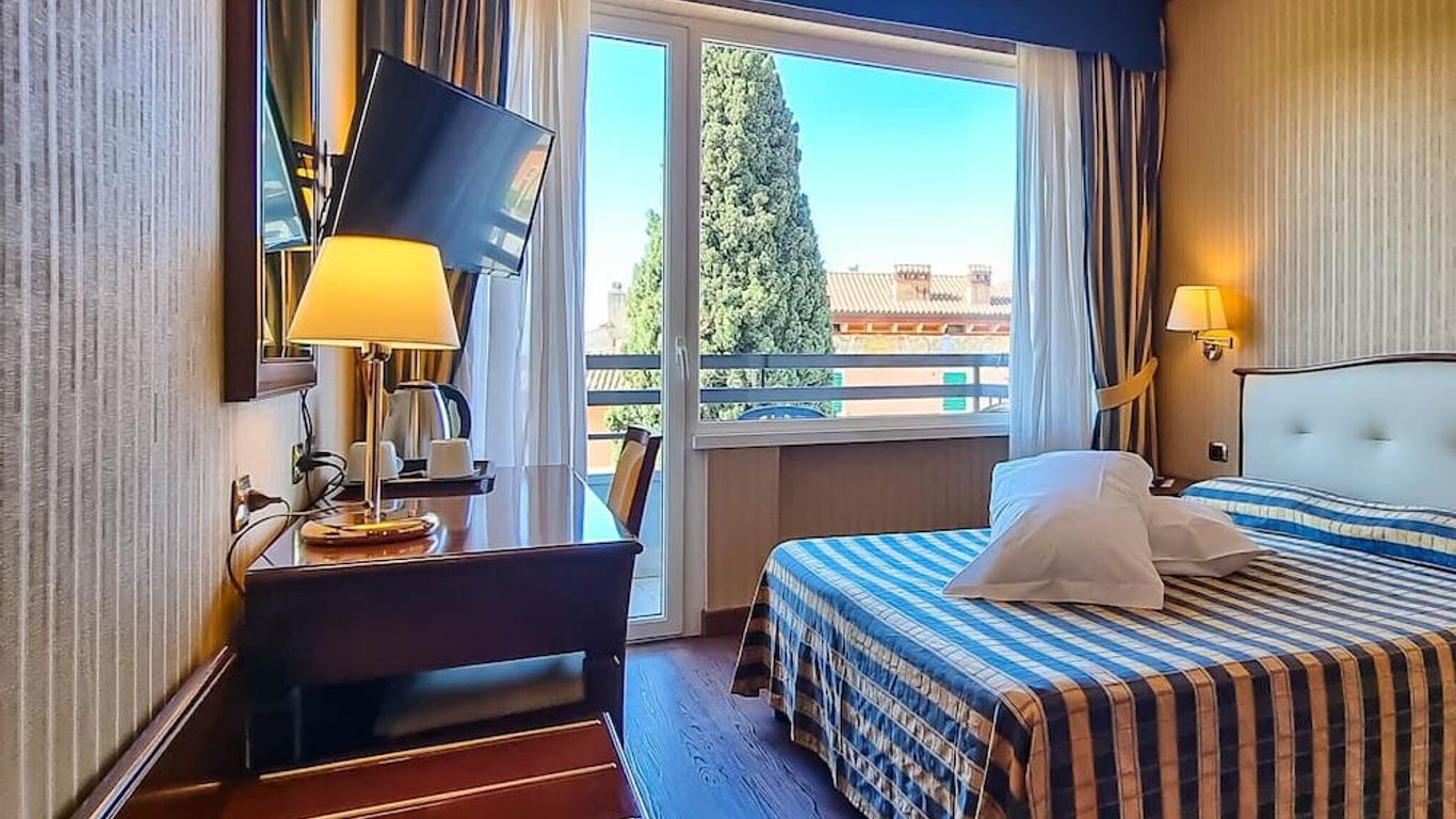 Hotel Benaco Garda S