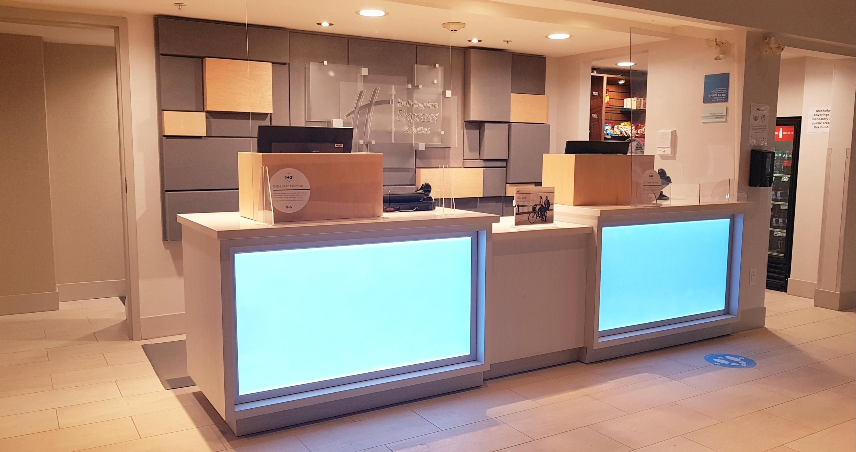 Receptionist