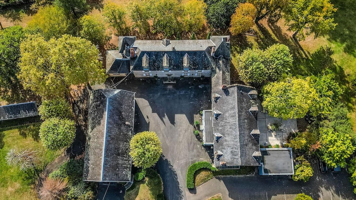Chateau De Lacan