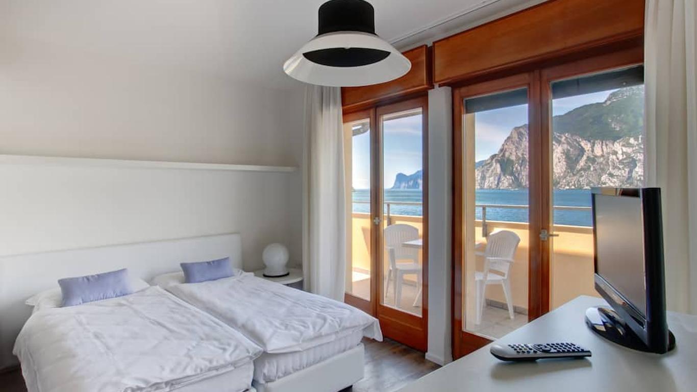 Torbole Aparthotel