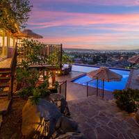 Zen Resort hilltop, heated Infinity Pool/Spa/Casita & 360° views !