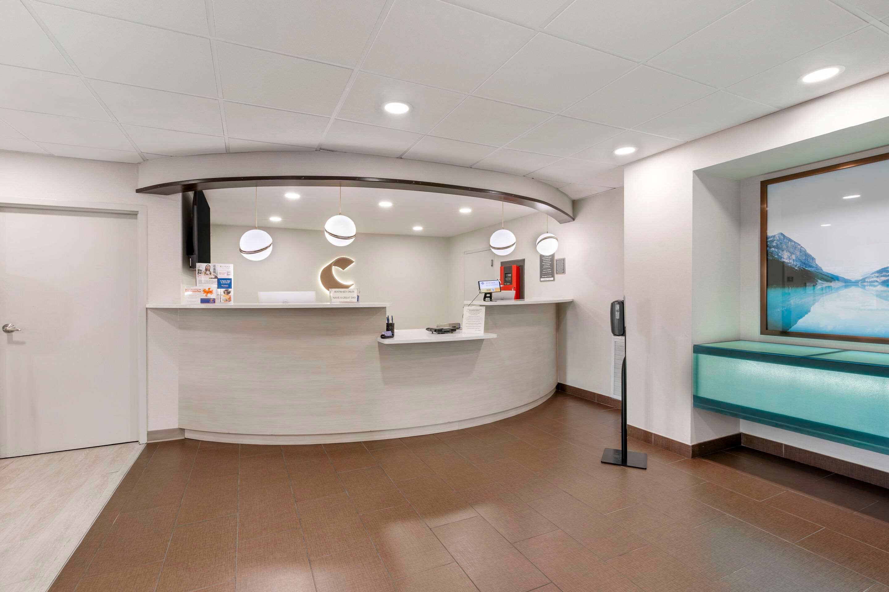 Receptionist