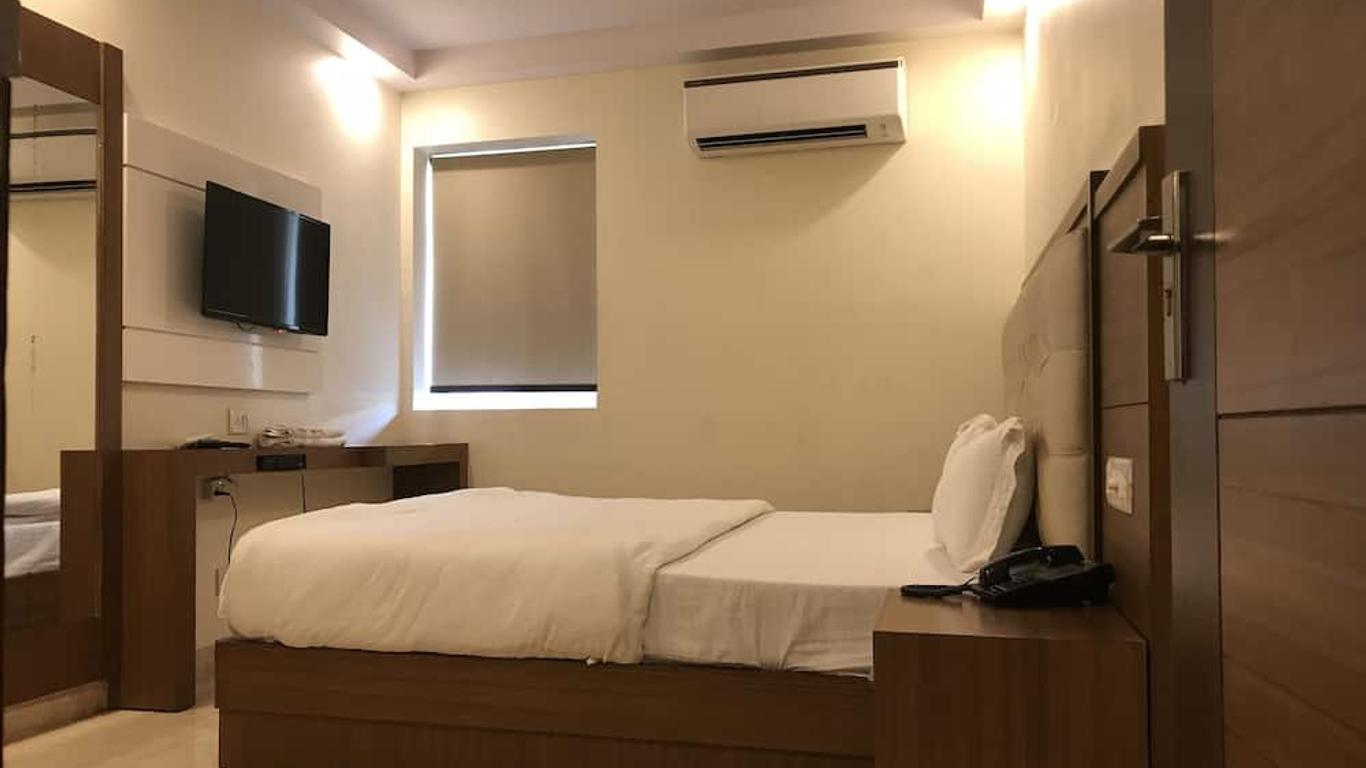 Hotel Avtar At New Delhi Railway Station