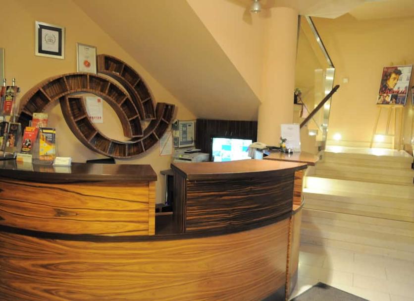 Receptionist Billede
