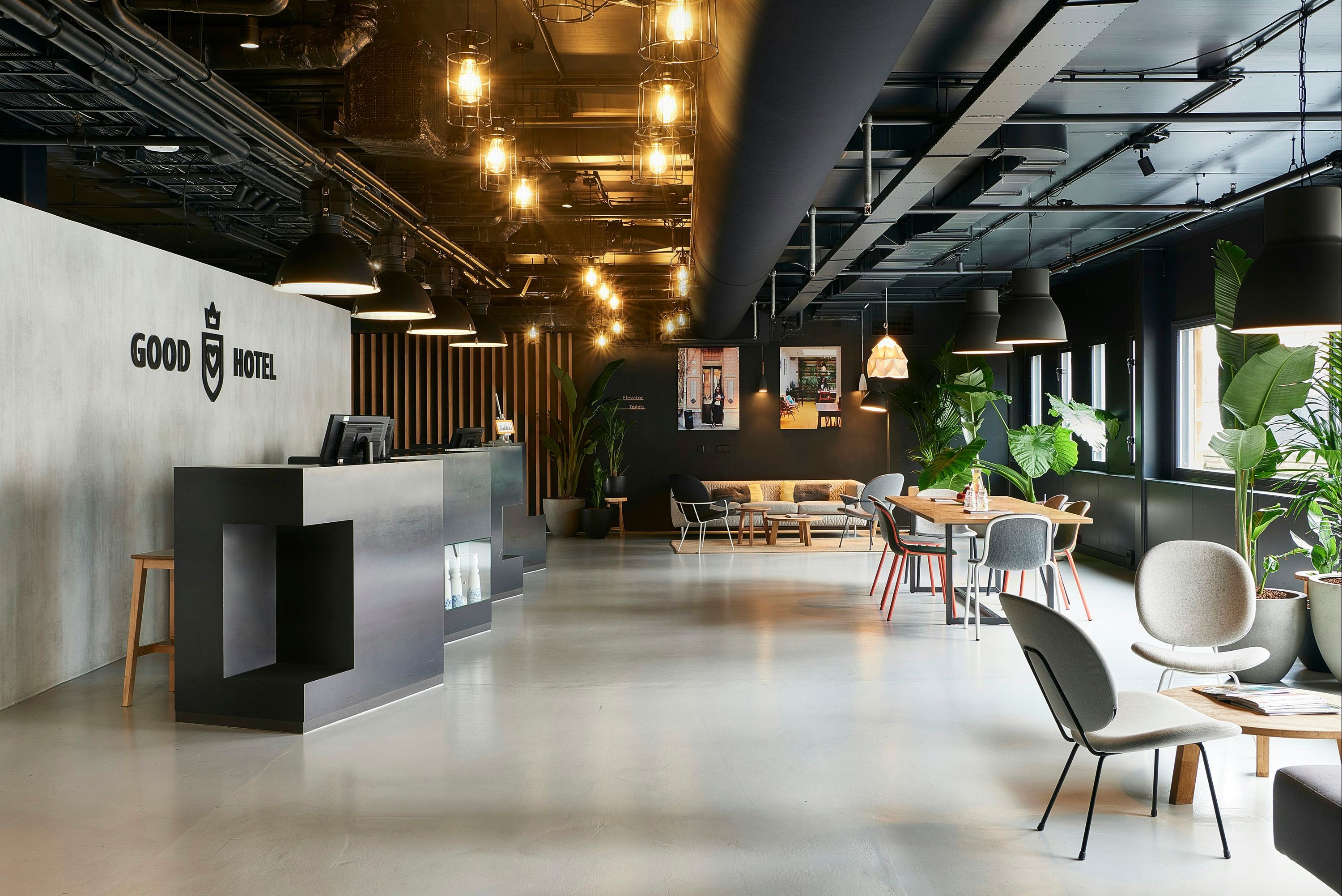 Receptionist Billede