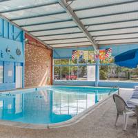 Americas Best Value Inn & Suites Hyannis Cape Cod