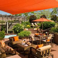Crowne Pointe Historic Inn & Spa - Adults Only