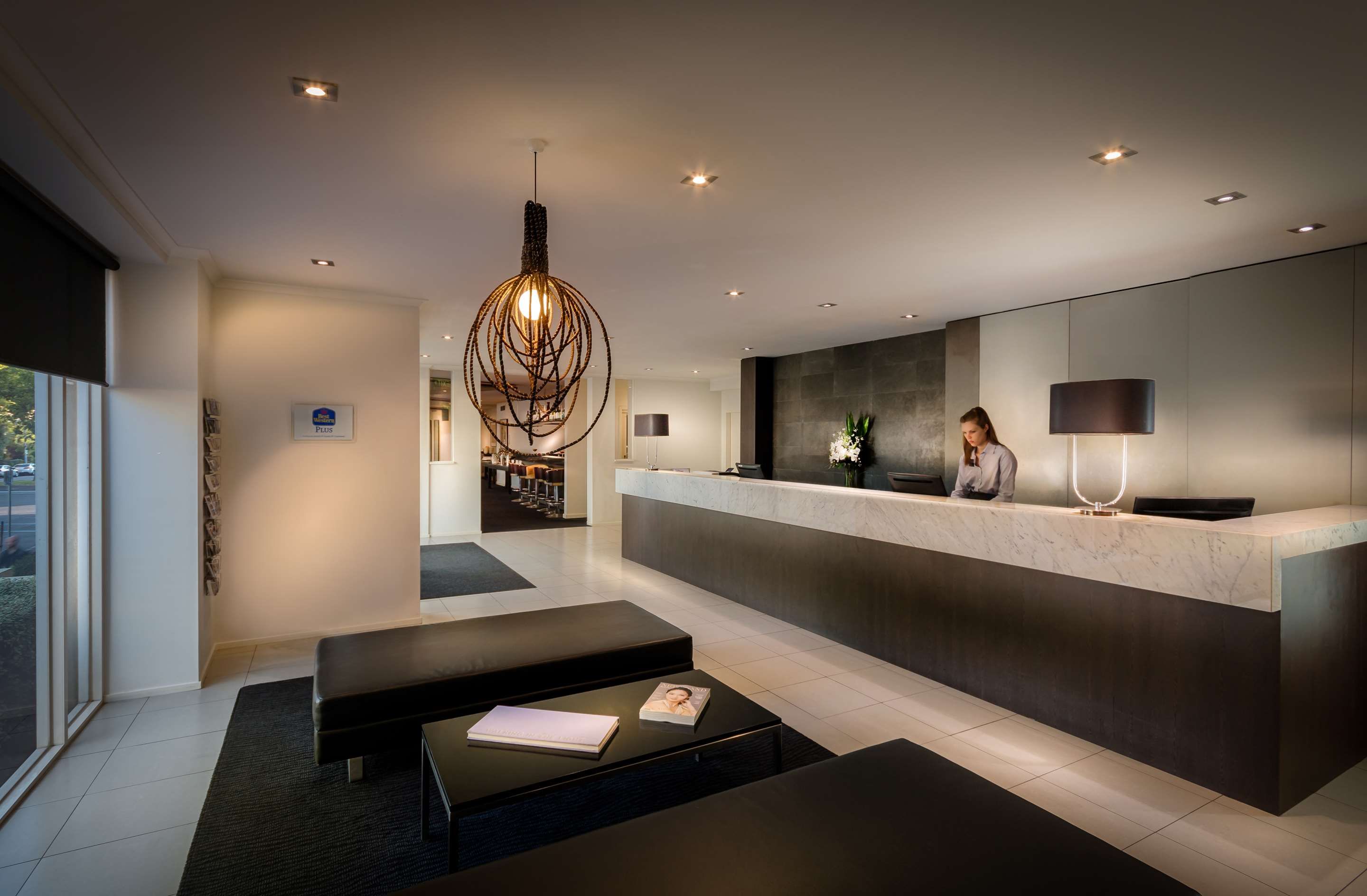 Receptionist
