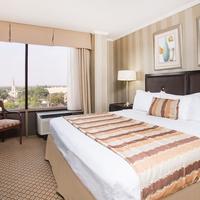 Ramada by Wyndham Augusta Downtown Hotel & Conference Center