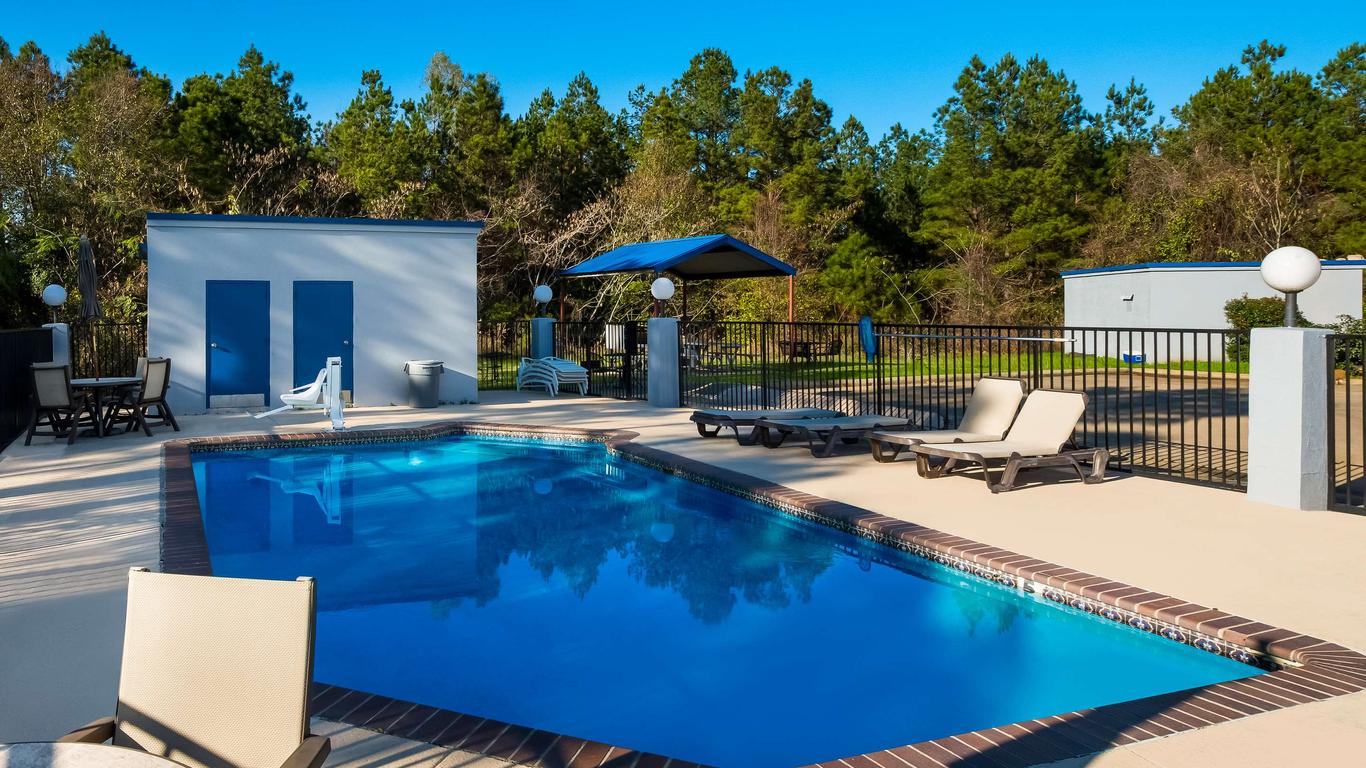 Quality Inn near Parc Natchitoches