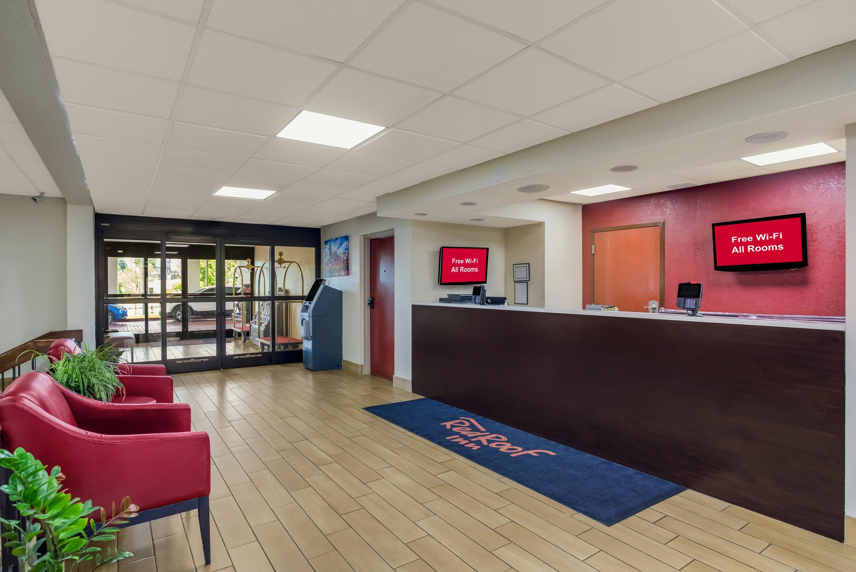 Receptionist