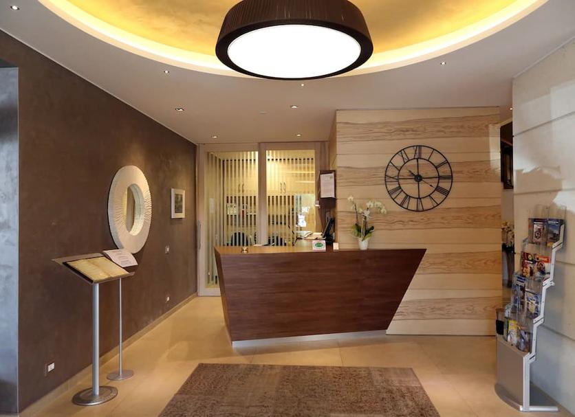 Receptionist Billede