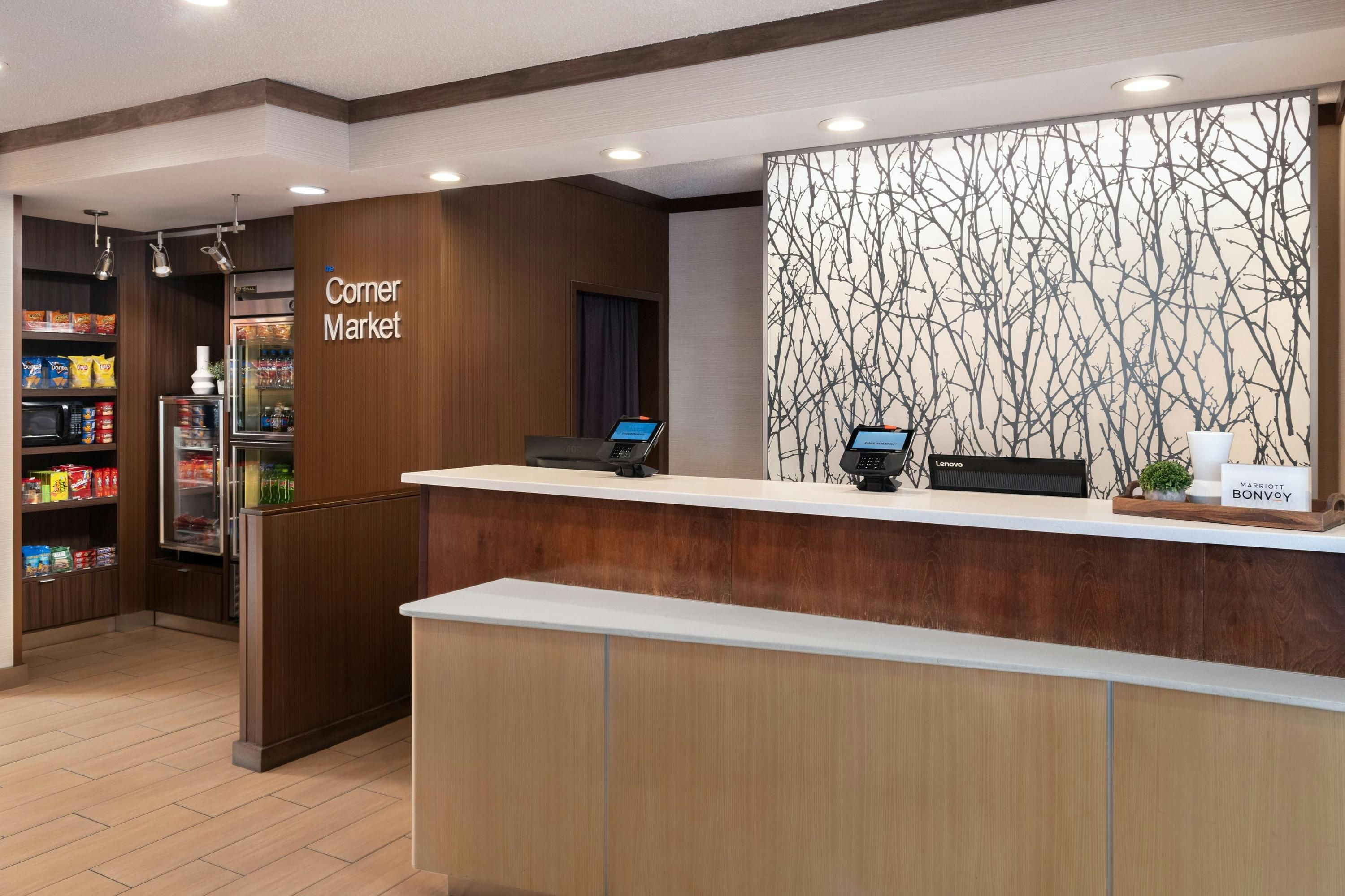 Receptionist