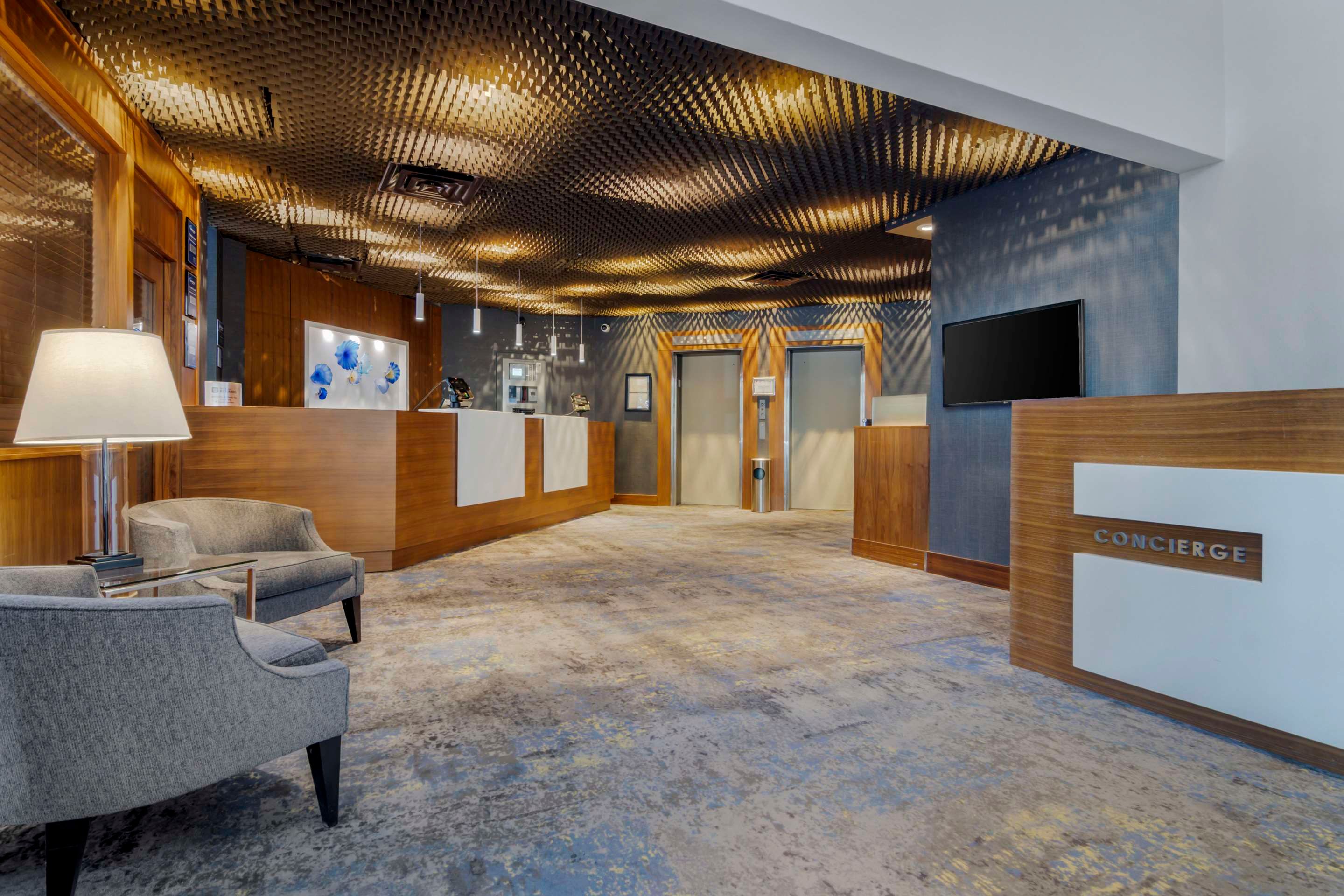 Receptionist