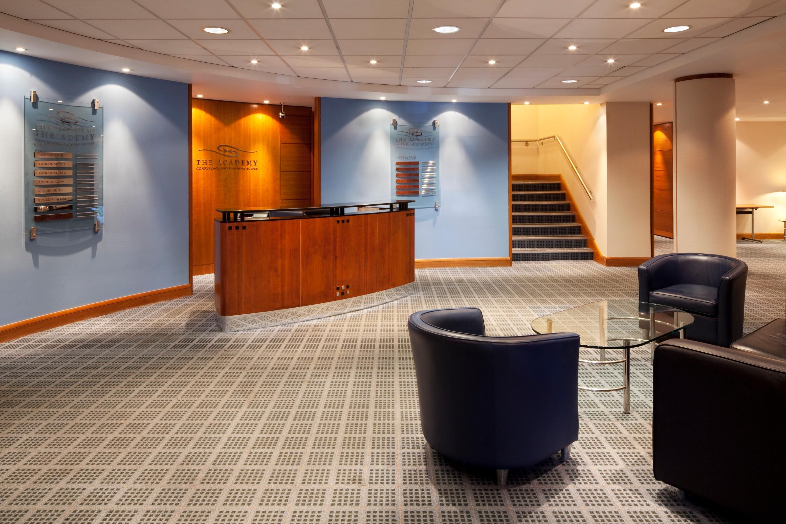 Receptionist