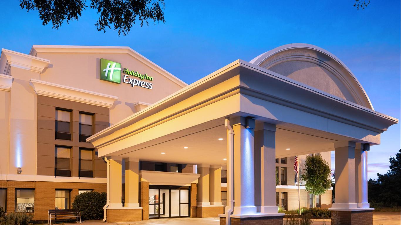 Holiday Inn Express Indianapolis Airport