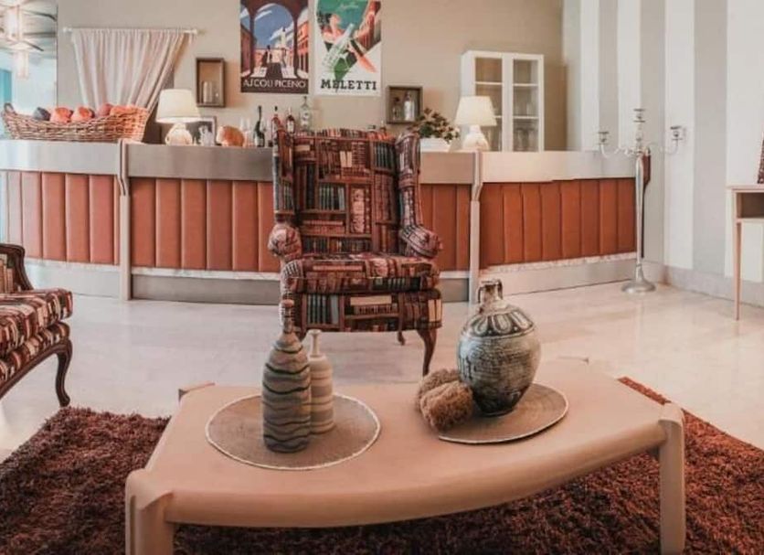 Receptionist Billede