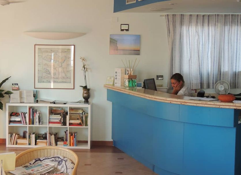 Receptionist Billede