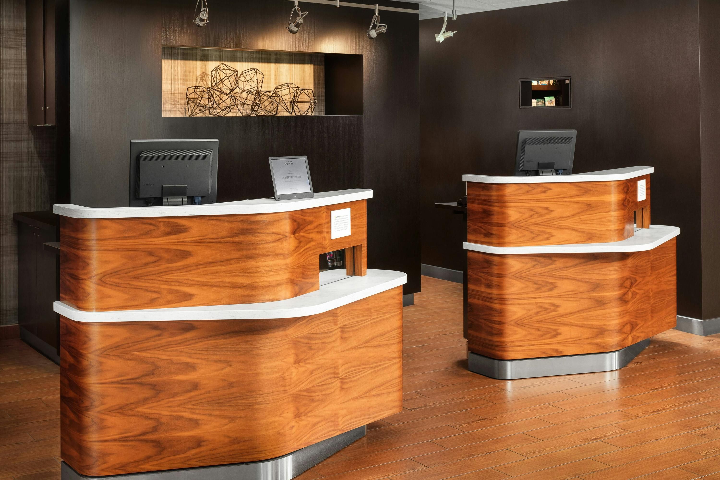 Receptionist