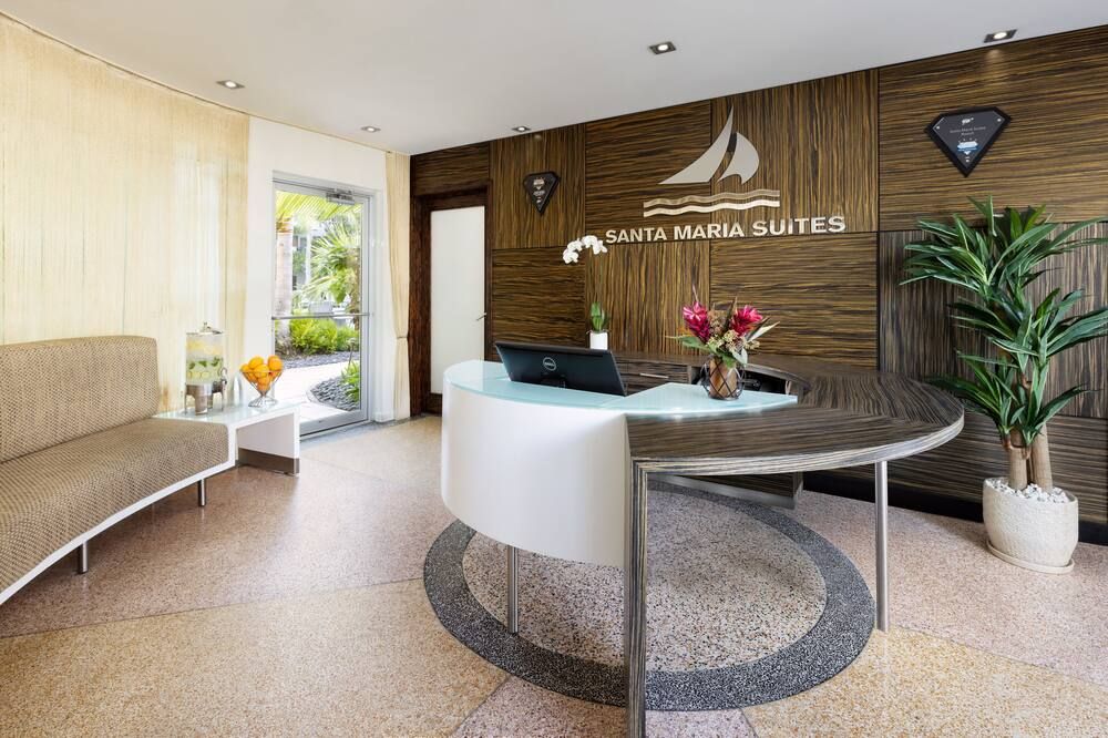 Receptionist