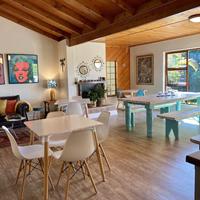 Dolphin Circle Bed and Breakfast