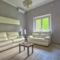 Altido 2 Bed Villa With Beautiful Garden In Forte Dei Marmi