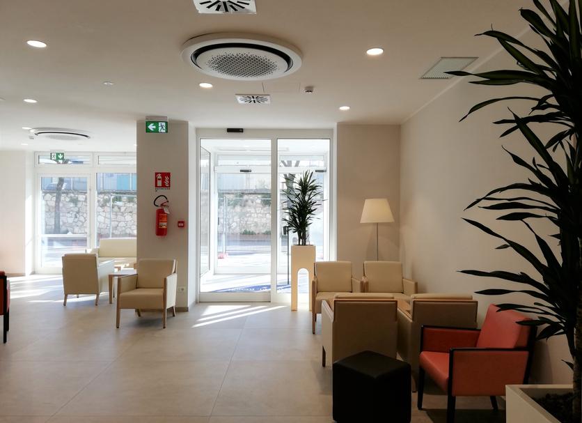 Hotelindgang Billede