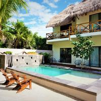 La Puerta Azul Beachfront - Adults Only