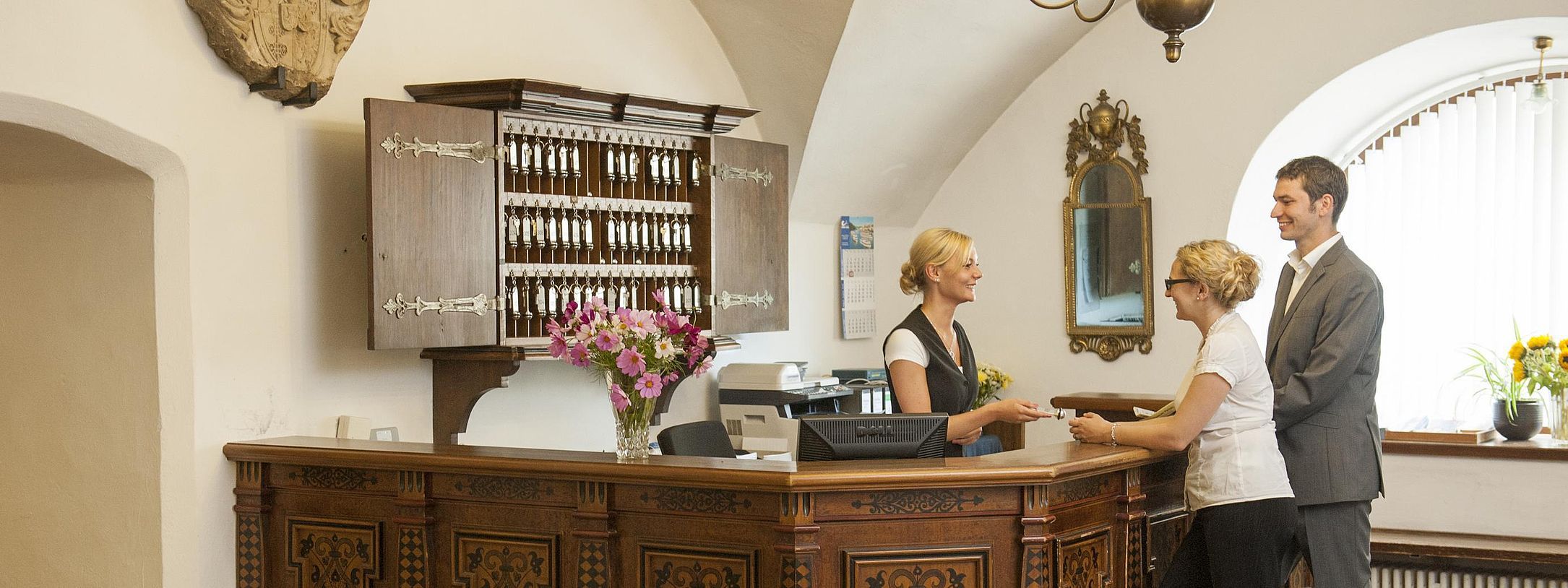 Receptionist